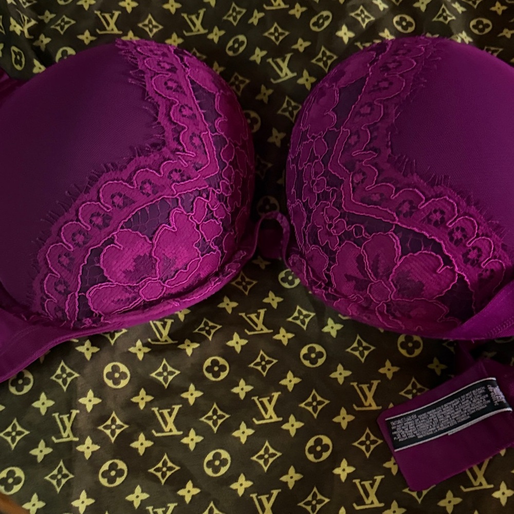 Victoria's Secret Deep Purple Lace Bra